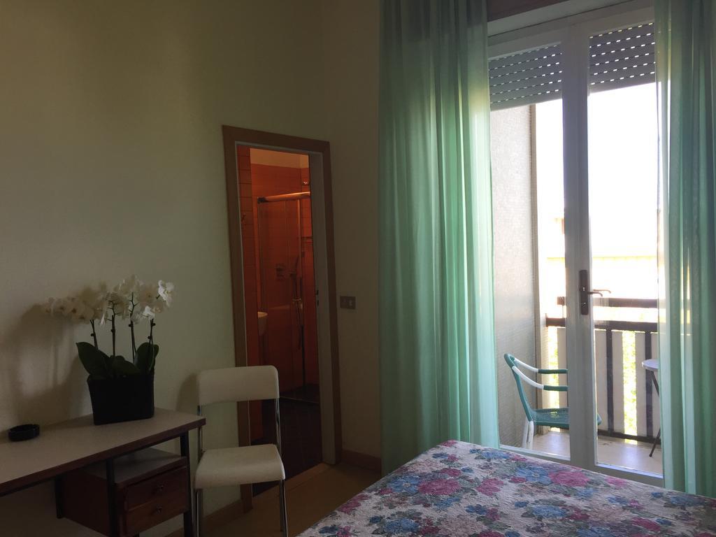 Hotel Miramare Et De La Ville ريميني المظهر الخارجي الصورة
